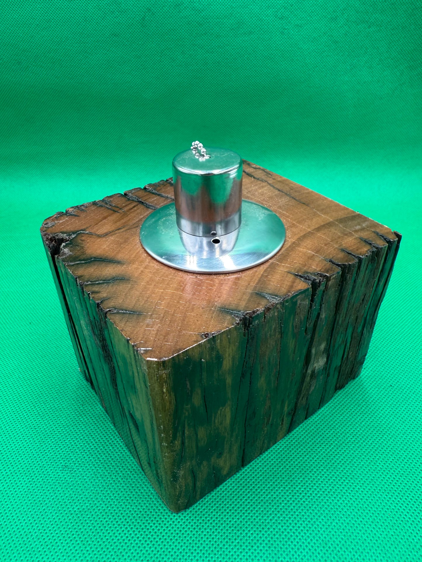 Recycled Wooden Insect Oil Burner Small 108